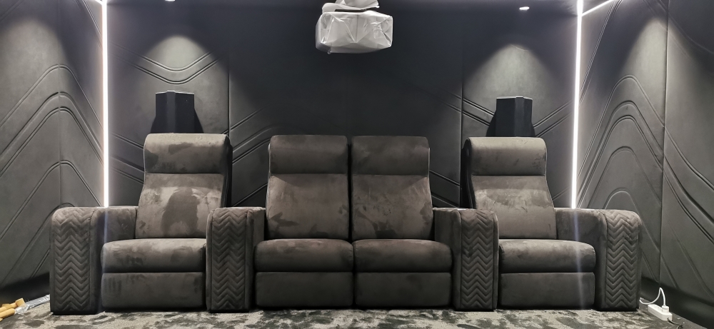 Кресла и диваны реклайнеры «под заказ»